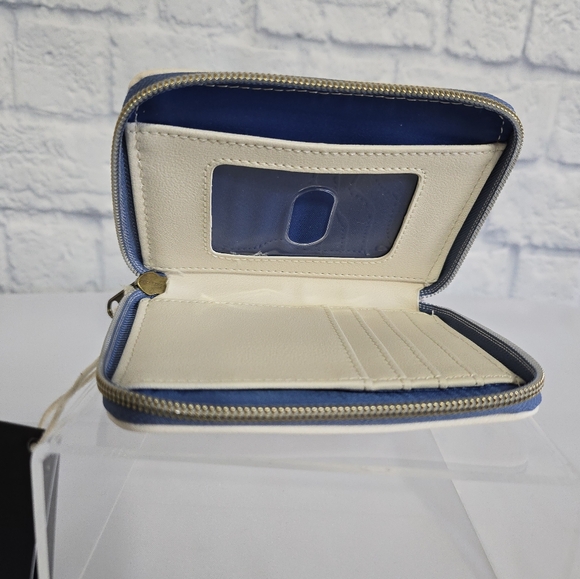 Loungefly Lilo & Stitch Disney Wallet Experiment 626 Cream and Blue Case Zip New - Picture 14 of 16